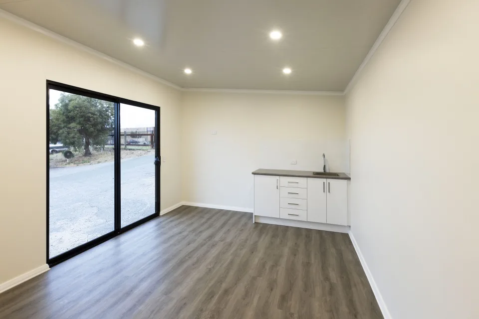  Living space and kitchen 